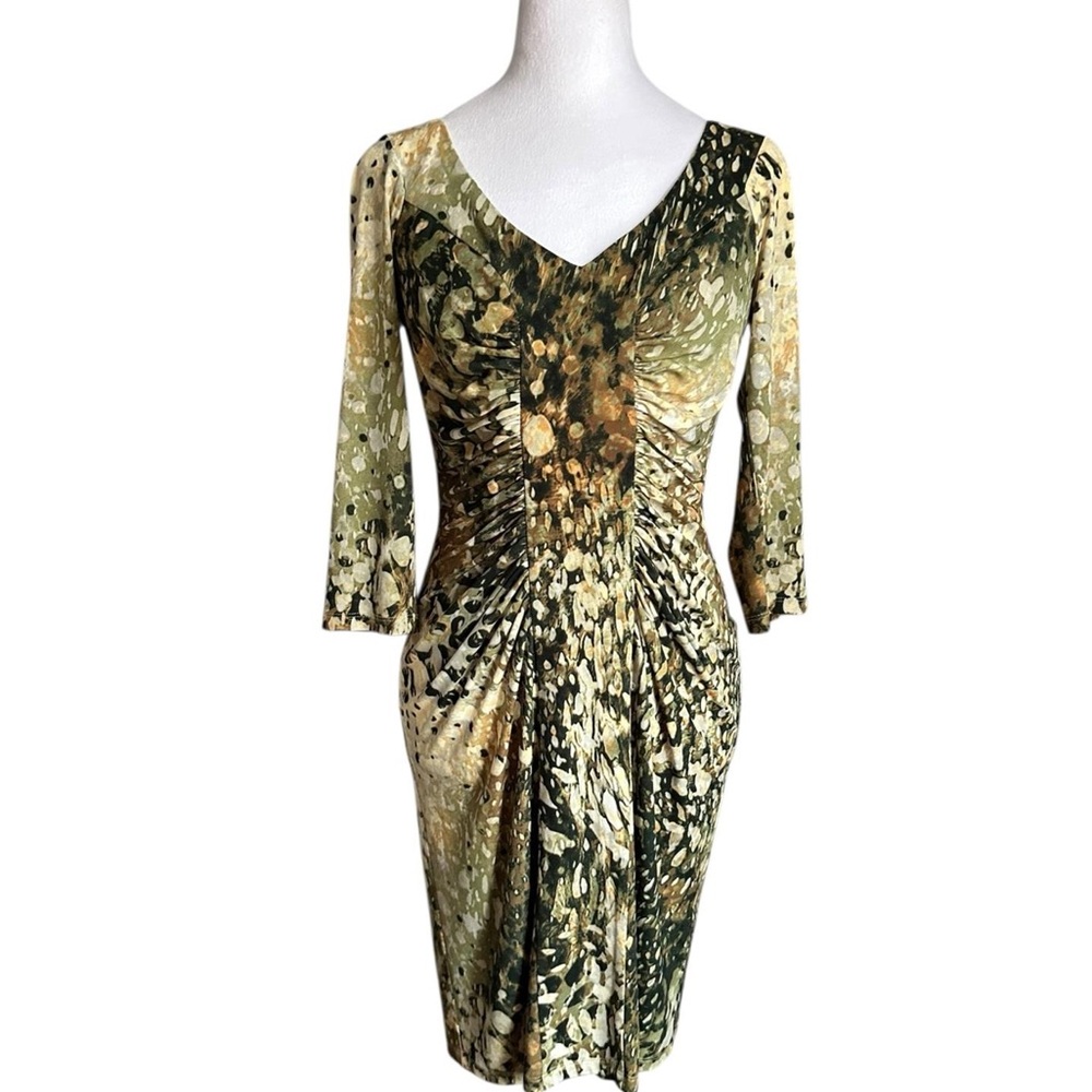 Boston Proper Green Abstract Print V Neck Ruched 3/4 Sleeve
Boston Proper Size 8